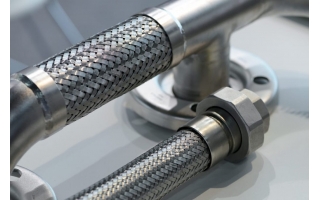 設備連接使用的鐵氟龍鋼絲管