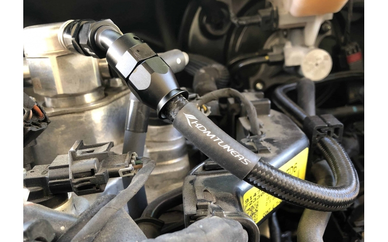 鐵氟龍軟管在發(fā)動機內(nèi)的使用