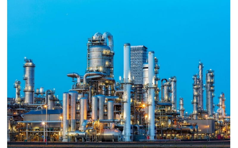 石油煉制中的“軟”實力：PTFE軟管的多重優勢解析